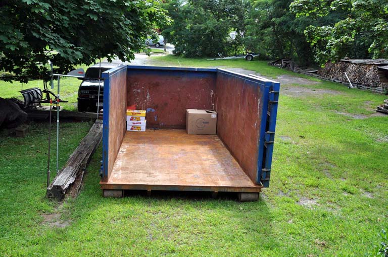 http://cltg.org/cltg/clt2018/images/18-08-30_Dumpster01.JPG